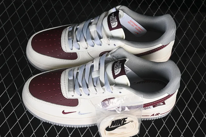 All categories Nk Air Force 1 Air Force series Nk Air Force 1 Low Air Force low-top Nike Air Force 1'07 Low joint beige gray red small double hook Air Force 1 low-top casual sneakers QW5606-268